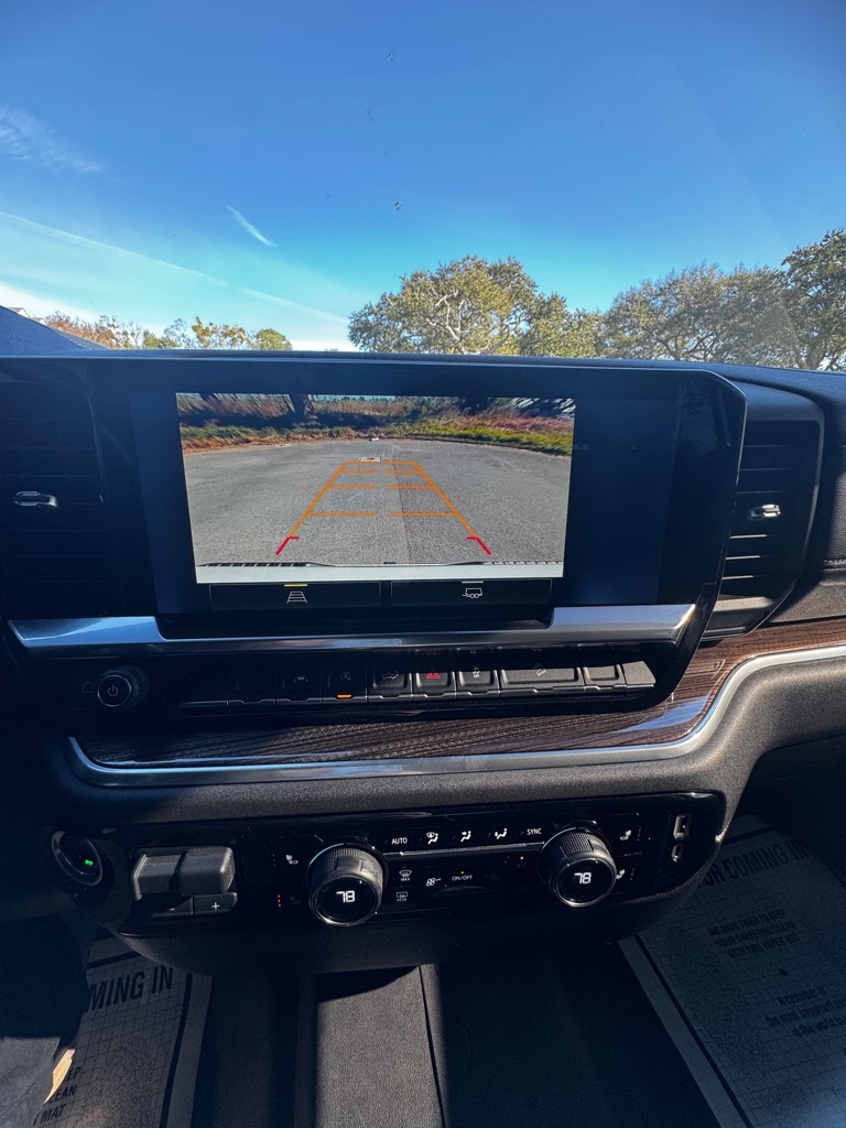 Chevrolet Silverado 1500 4WD Crew Cab 147" RST 2022