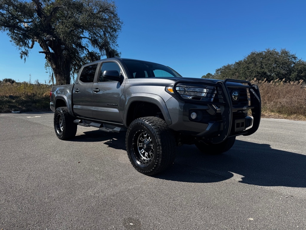 Toyota Tacoma  2019