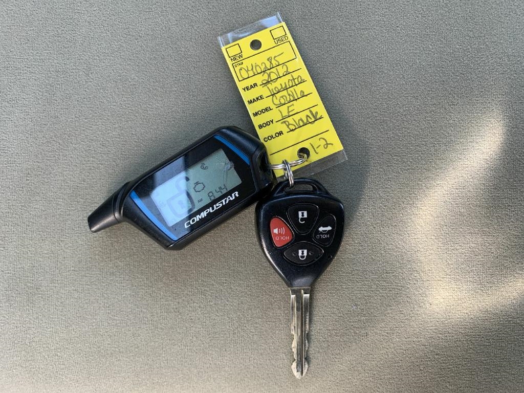 Toyota Corolla 4dr Sdn Man L (Natl) 2012