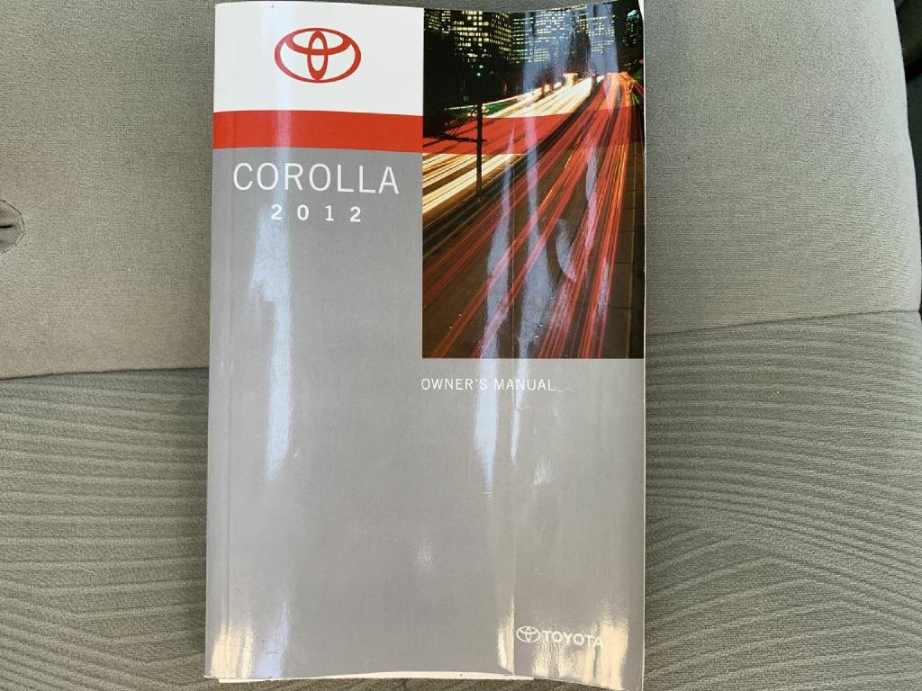 Toyota Corolla 4dr Sdn Man L (Natl) 2012