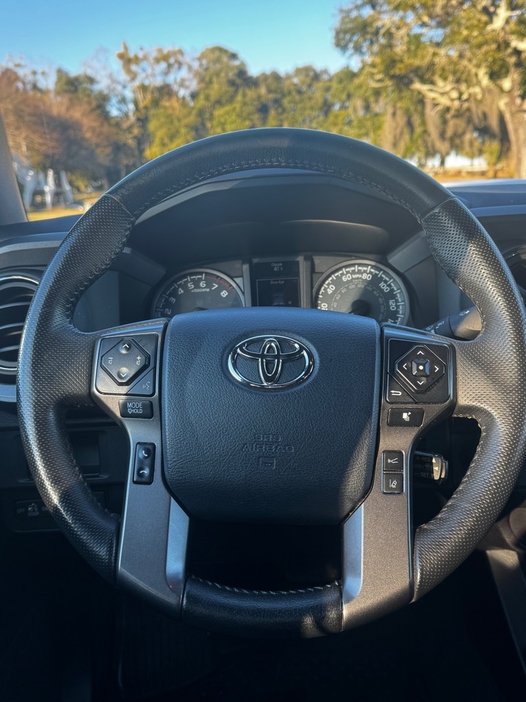 Toyota Tacoma SR5 Double Cab 5' Bed V6 4x2 AT (Natl) 2018