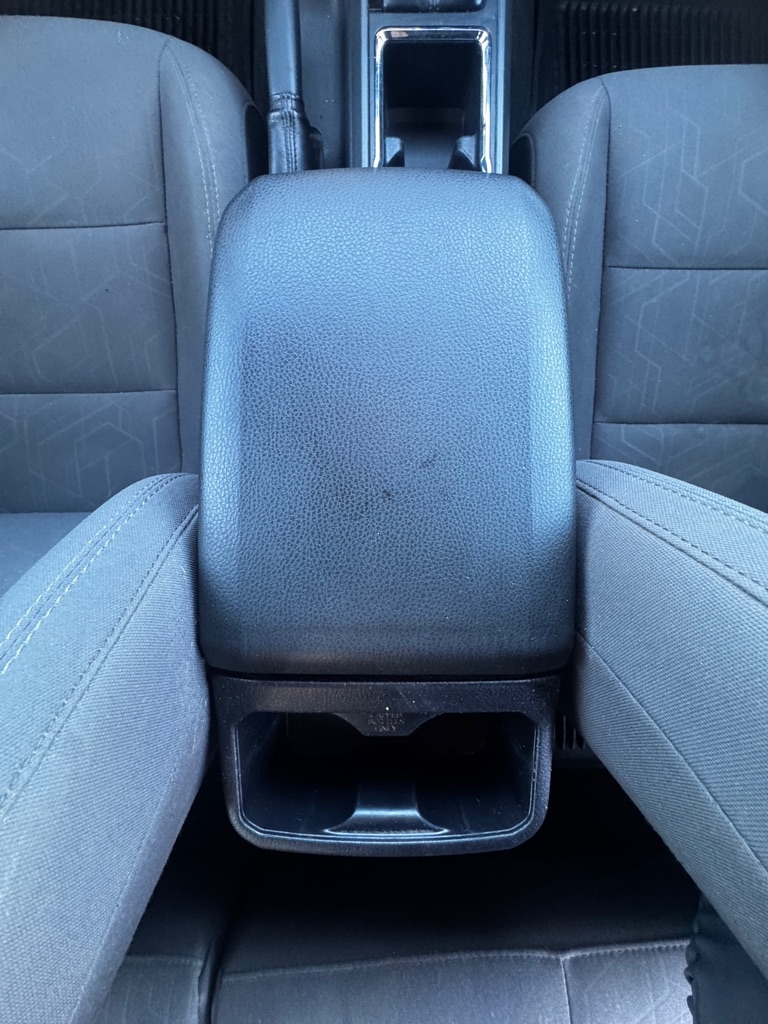 Toyota Tacoma SR5 Double Cab 5' Bed V6 4x2 AT (Natl) 2018