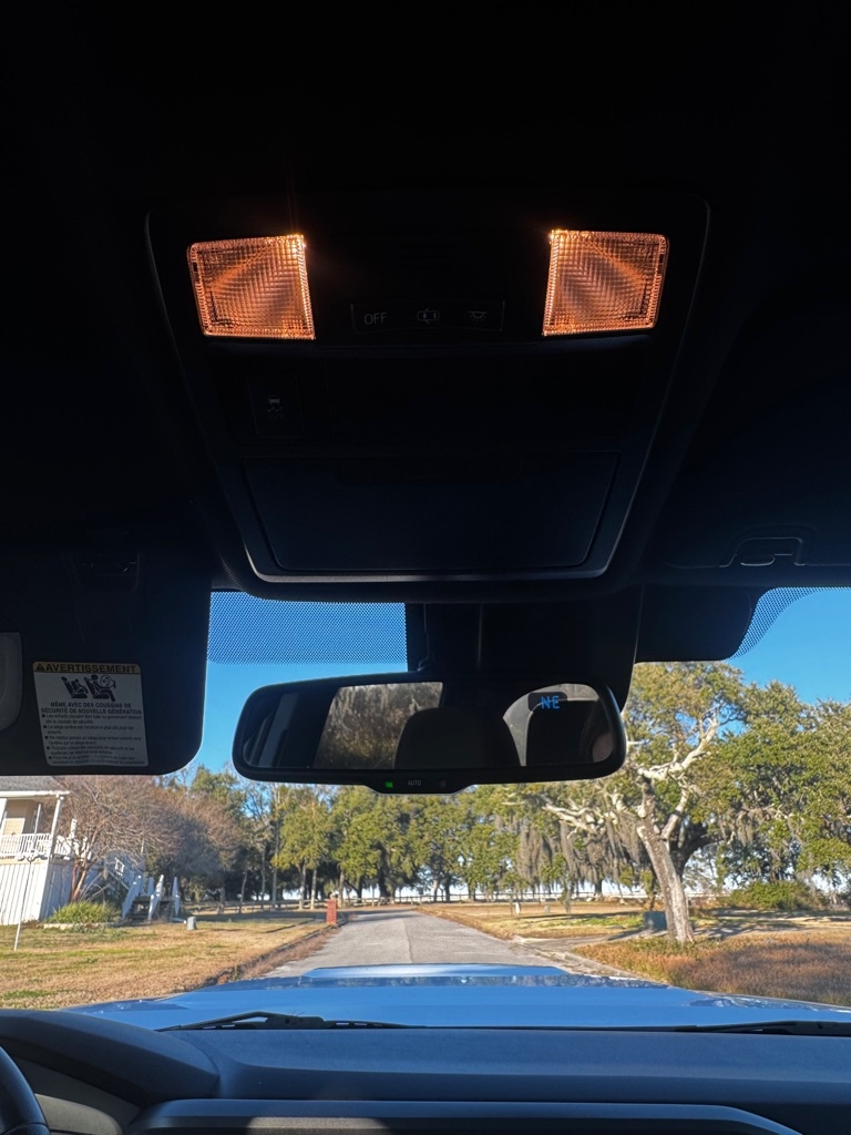 Toyota Tacoma SR5 Double Cab 5' Bed V6 4x2 AT (Natl) 2018