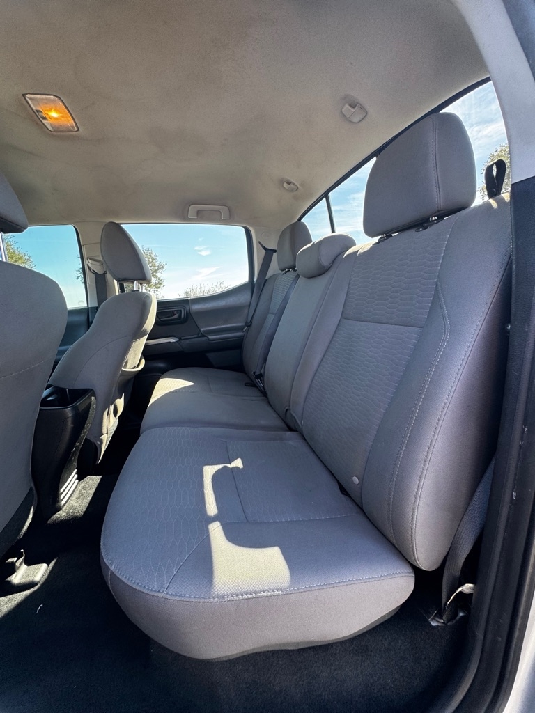 Toyota Tacoma SR5 Double Cab 5' Bed V6 4x2 AT (Natl) 2018
