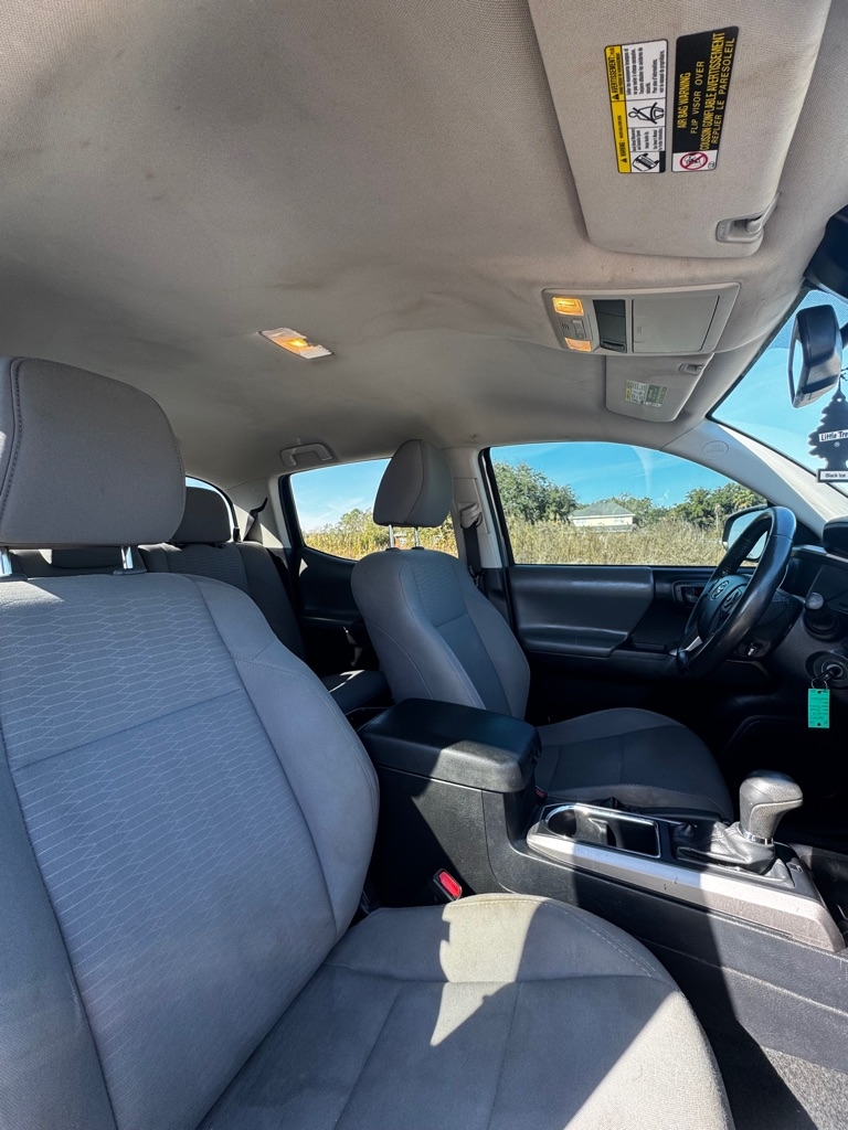 Toyota Tacoma SR5 Double Cab 5' Bed V6 4x2 AT (Natl) 2018