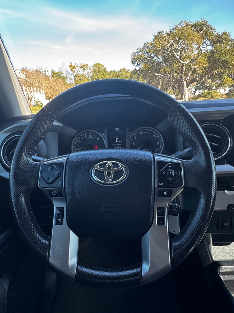 Toyota Tacoma SR5 Double Cab 5' Bed V6 4x2 AT (Natl) 2018