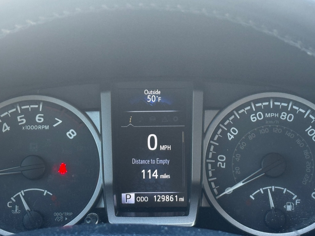 Toyota Tacoma SR5 Double Cab 5' Bed V6 4x2 AT (Natl) 2018