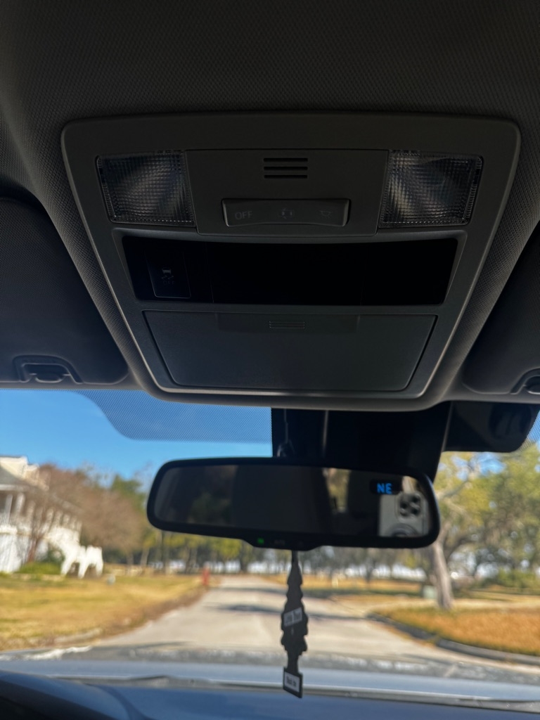 Toyota Tacoma SR5 Double Cab 5' Bed V6 4x2 AT (Natl) 2018