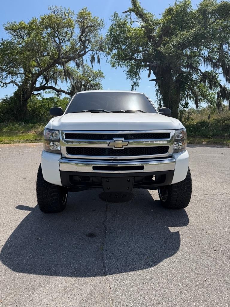Chevrolet Silverado 1500 2WD Ext Cab 143.5" LS 2010