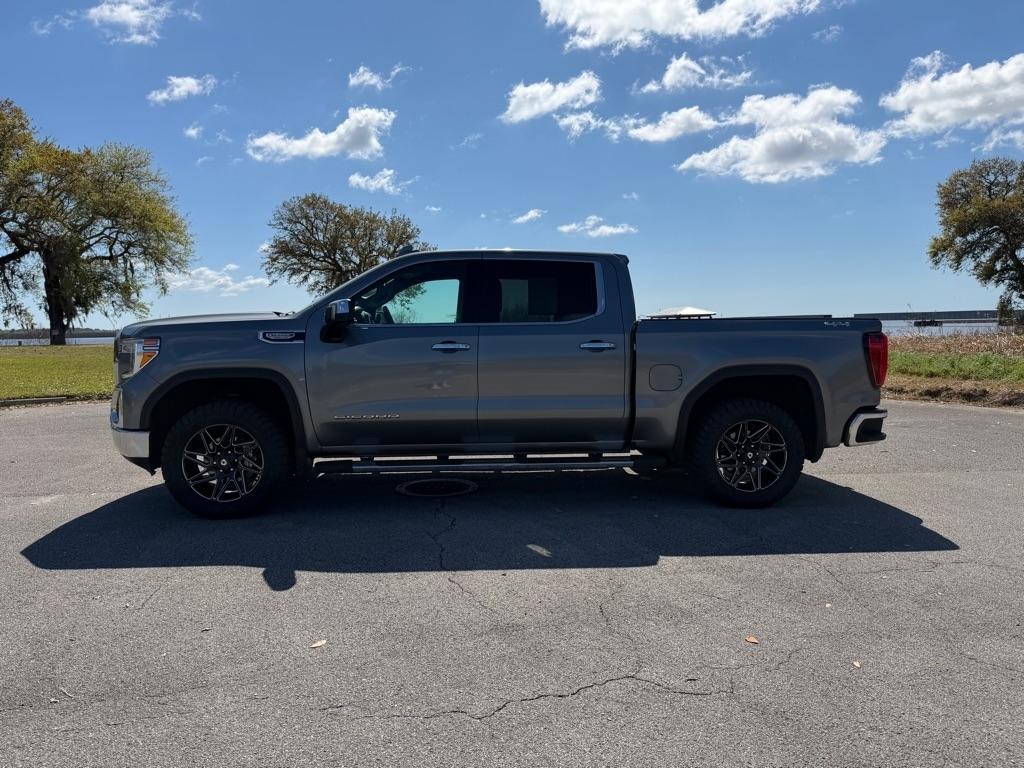 GMC Sierra 1500 4WD Crew Cab 147" SLT 2021