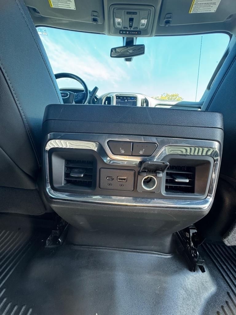 GMC Sierra 1500 4WD Crew Cab 147" SLT 2021