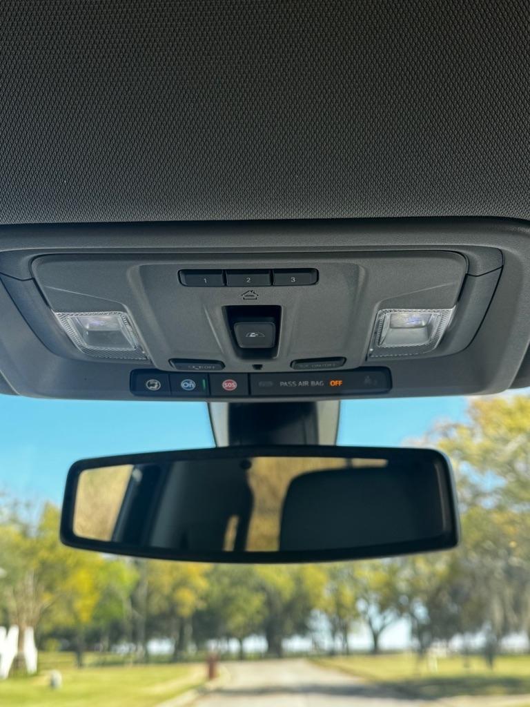 GMC Sierra 1500 4WD Crew Cab 147" SLT 2021