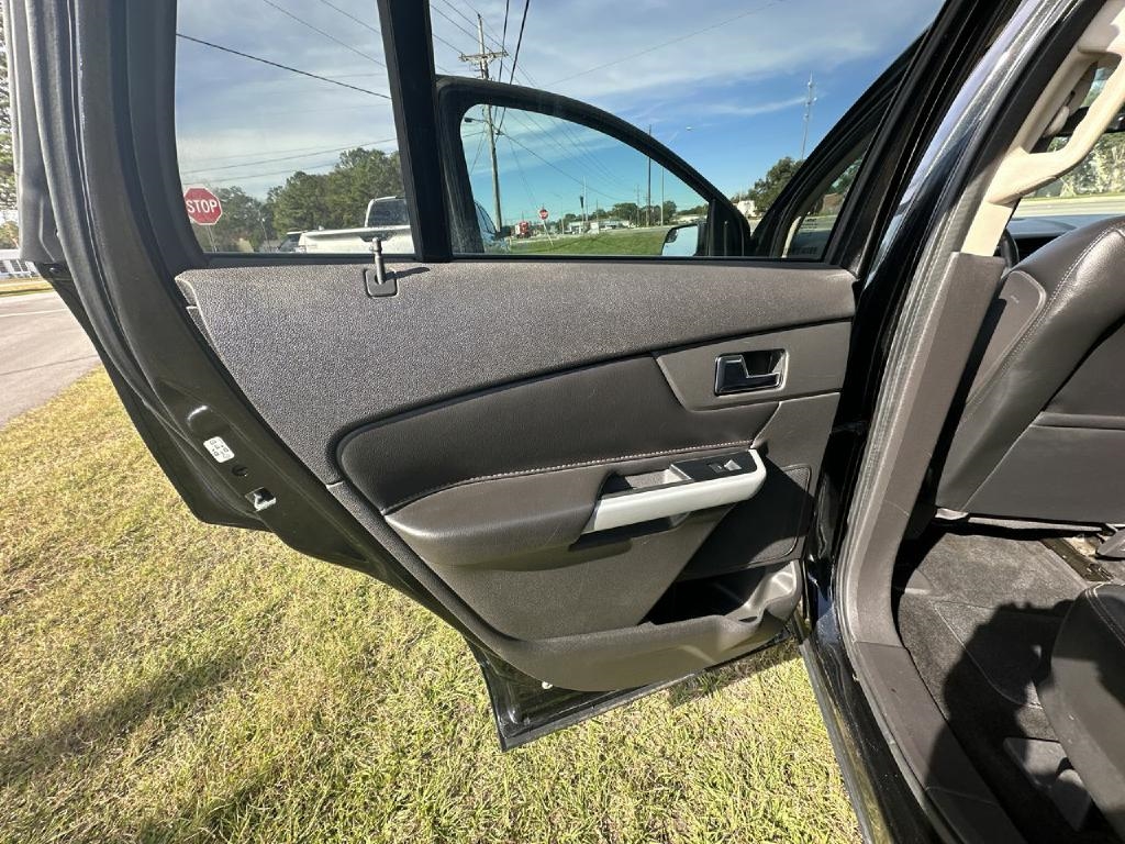 Ford Edge 4dr Limited FWD 2013