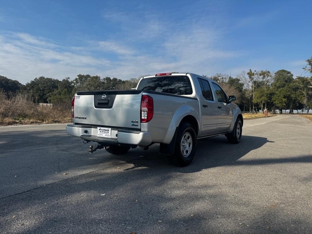 Nissan Frontier 2017.5 Crew Cab 4x4 S Auto 2017