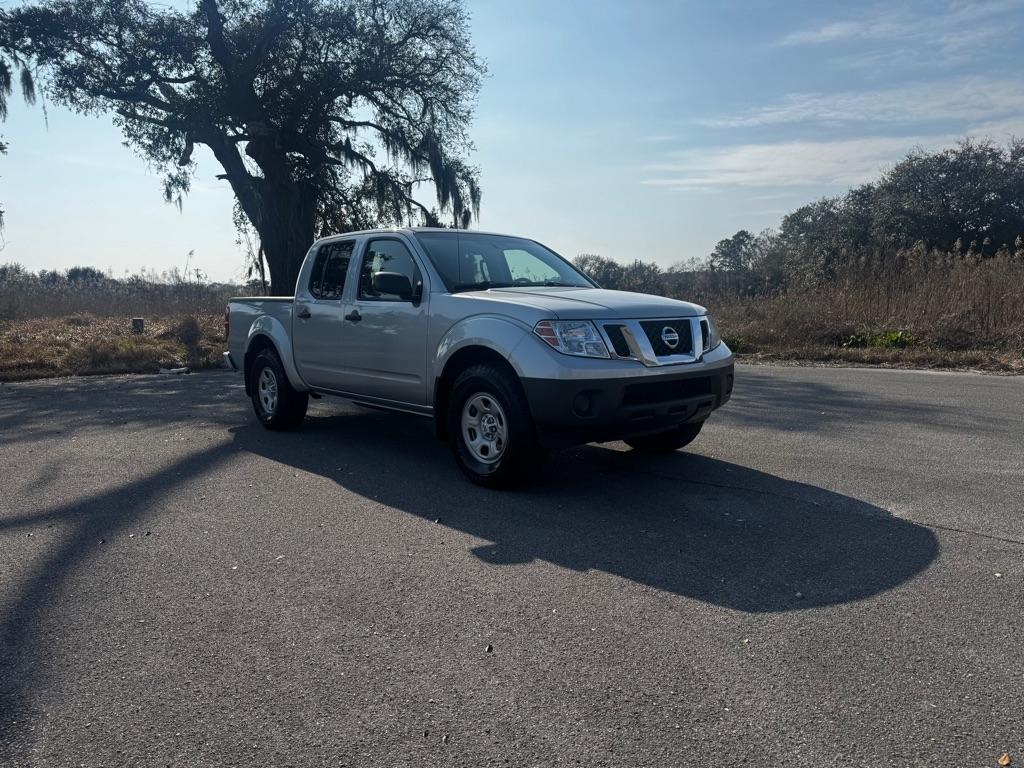 Nissan Frontier 2017.5 Crew Cab 4x4 S Auto 2017