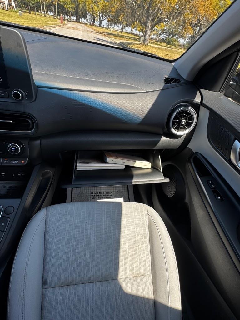 Hyundai Kona SEL Auto FWD 2022