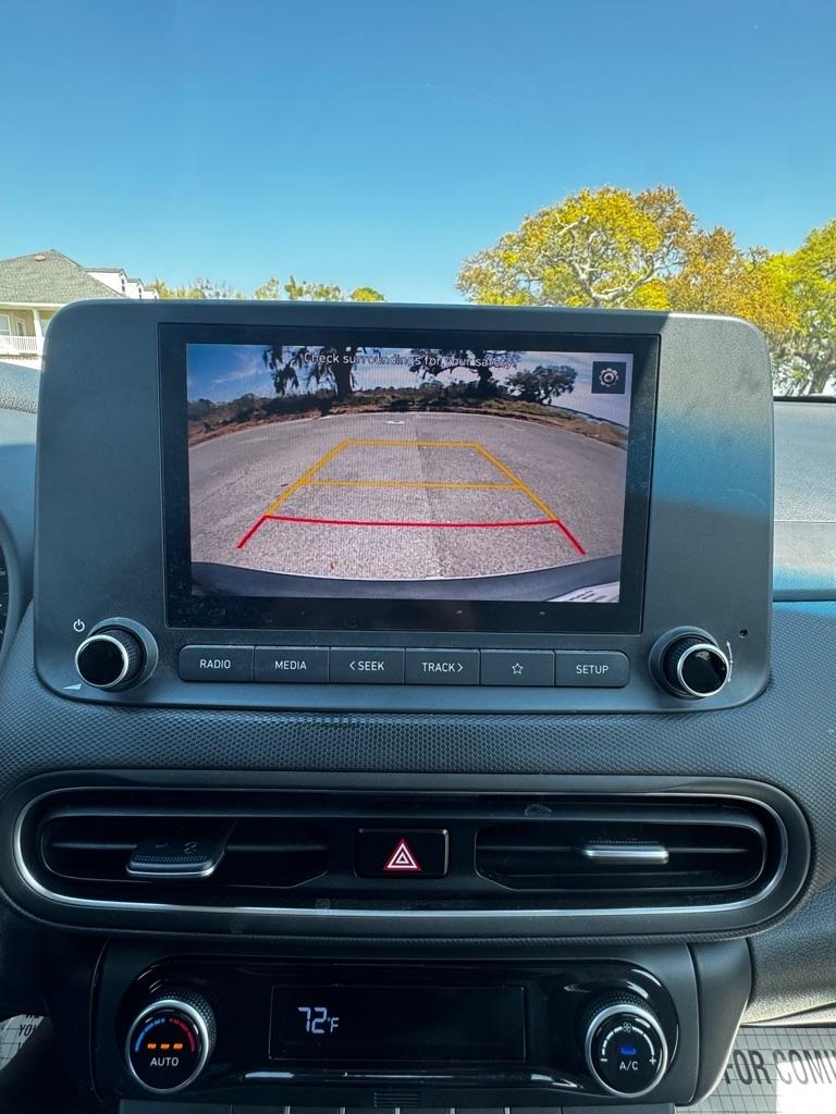 Hyundai Kona SEL Auto FWD 2022