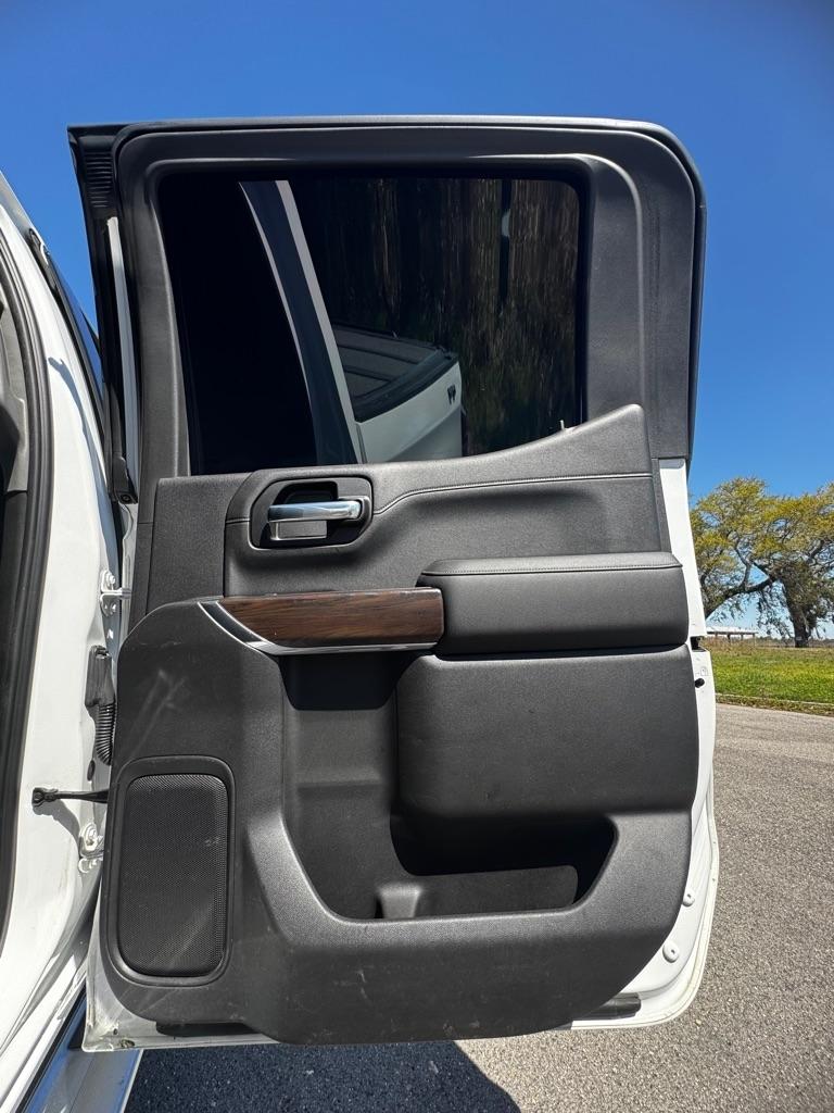 GMC Sierra 1500 4WD Crew Cab 147" SLT 2019