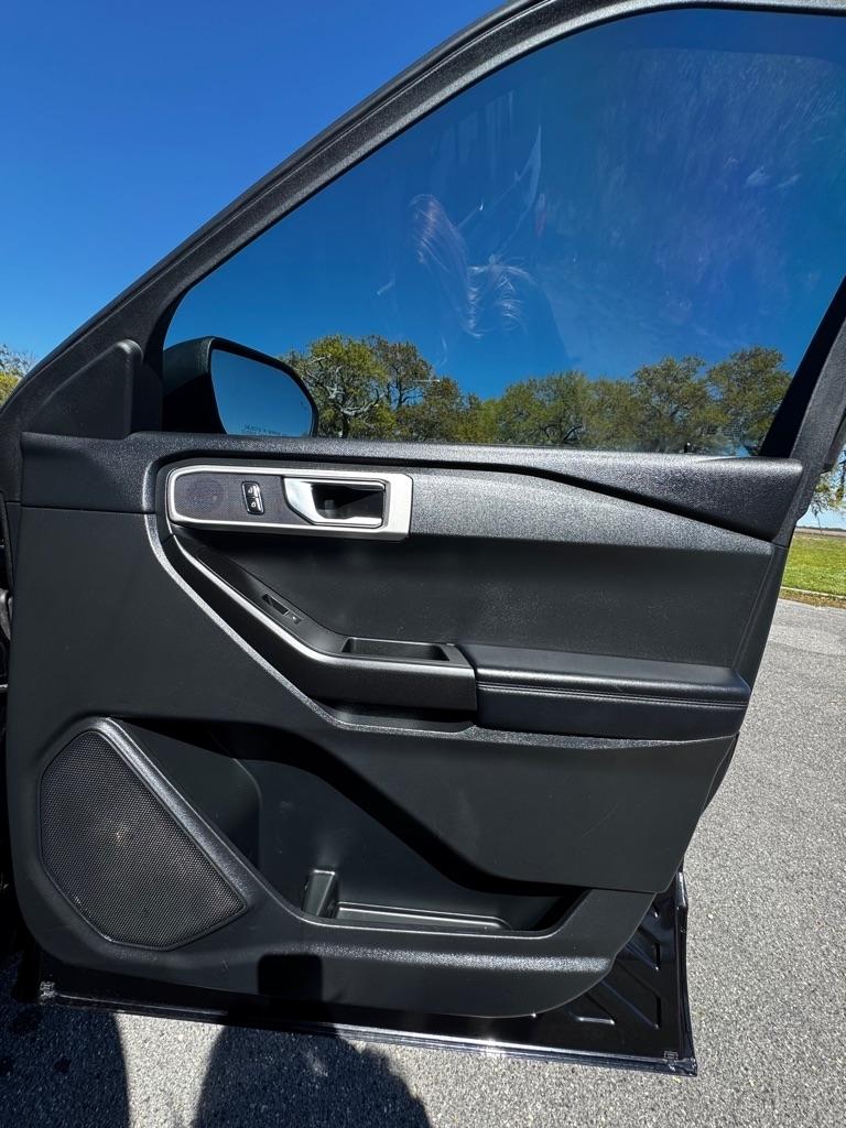 Ford Explorer Base RWD 2020