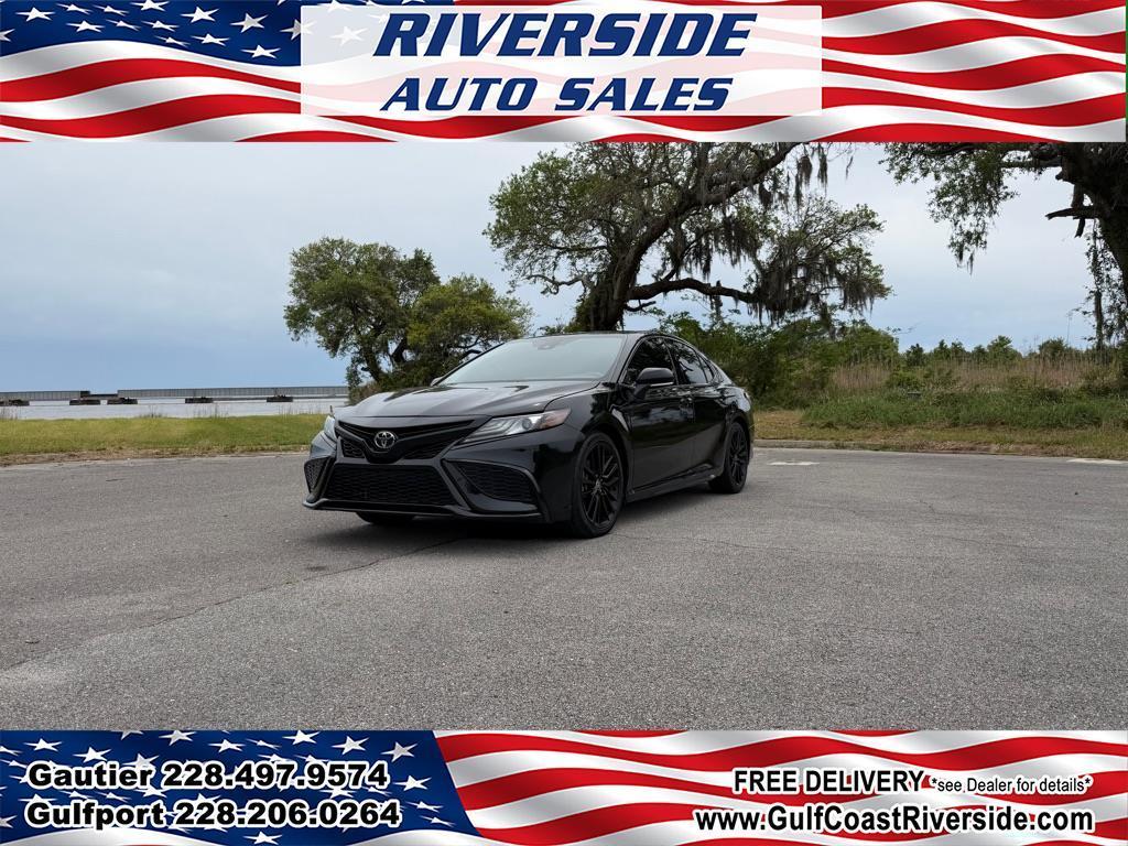 2021 Toyota Camry XSE Auto