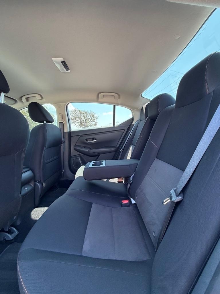 Nissan Sentra SR CVT 2022