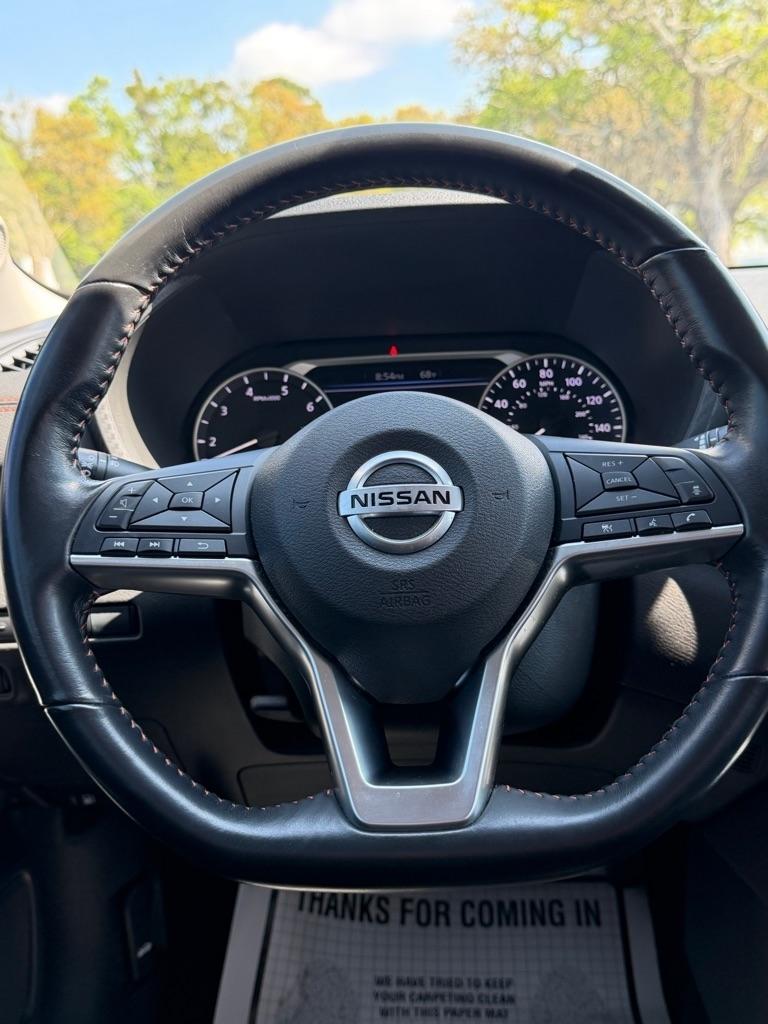 Nissan Sentra SR CVT 2022