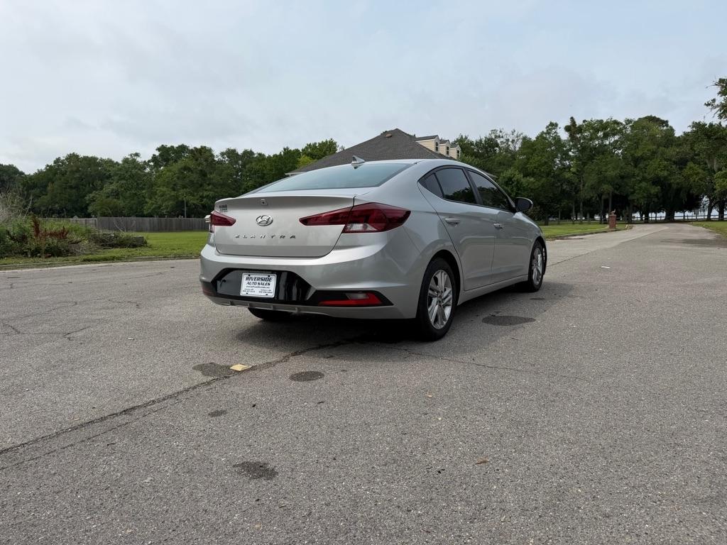 Hyundai Elantra Value Edition IVT 2020