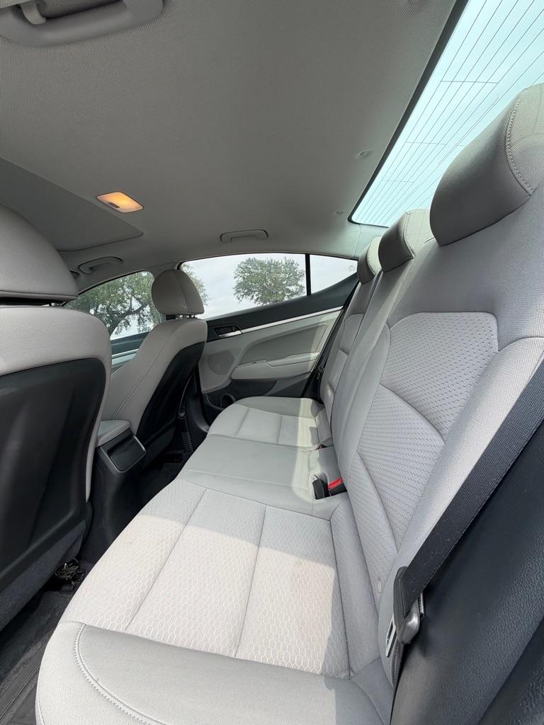 Hyundai Elantra Value Edition IVT 2020