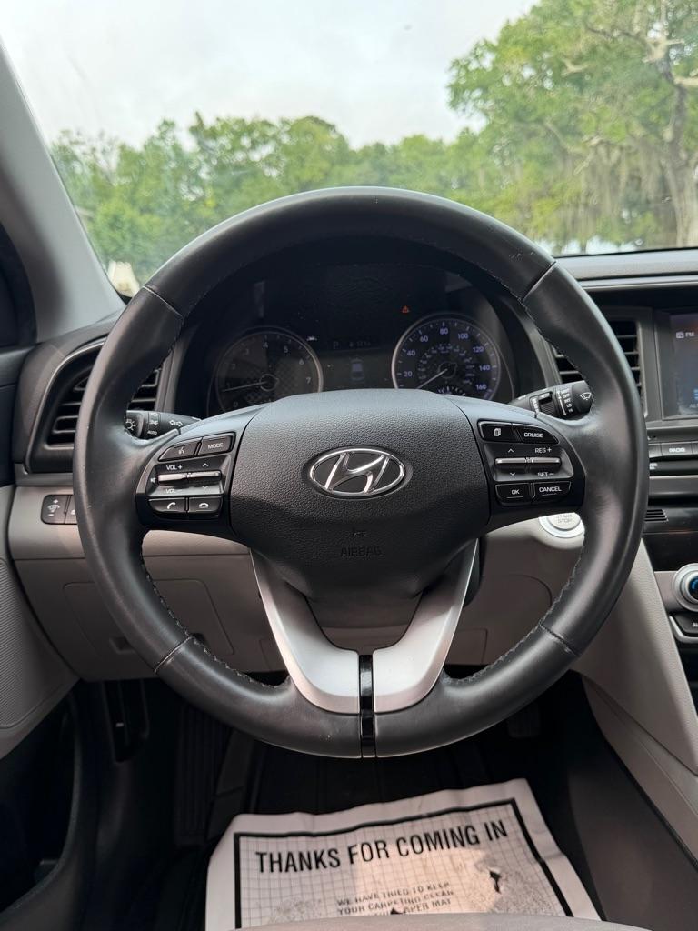 Hyundai Elantra Value Edition IVT 2020