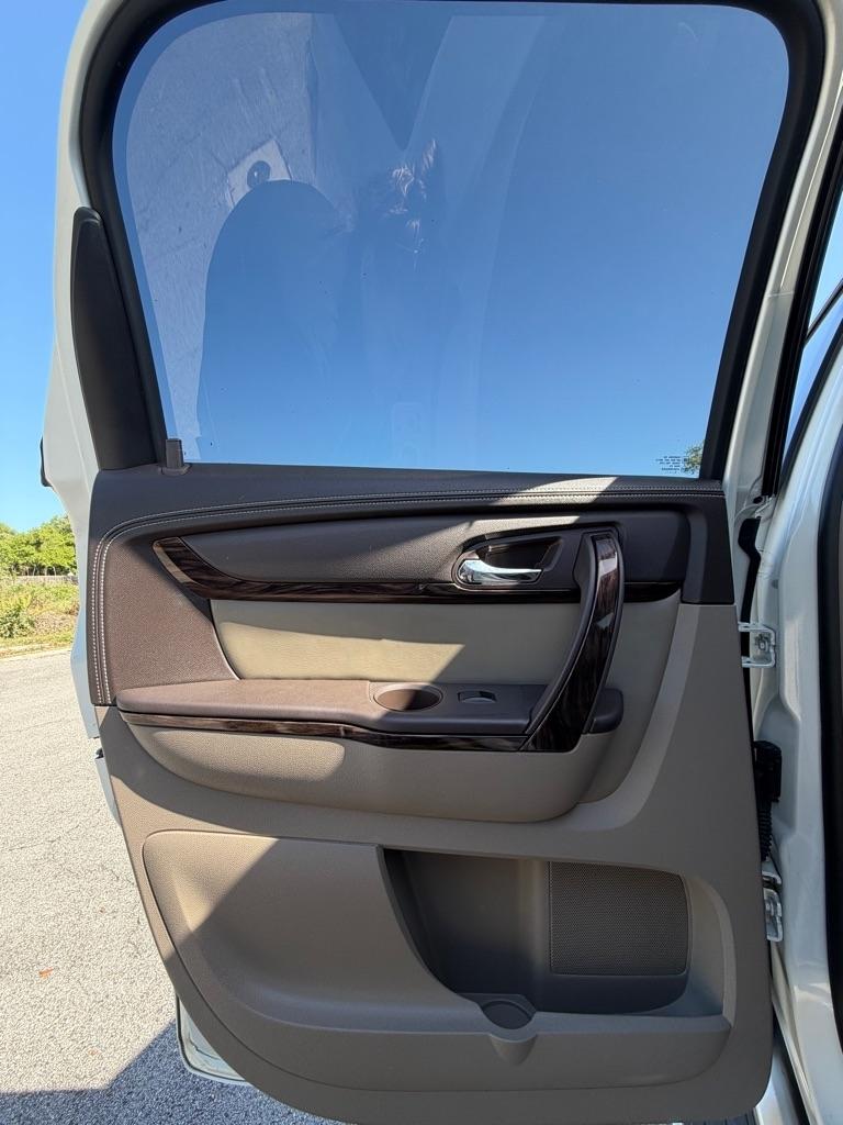 GMC Acadia FWD 4dr Denali 2014