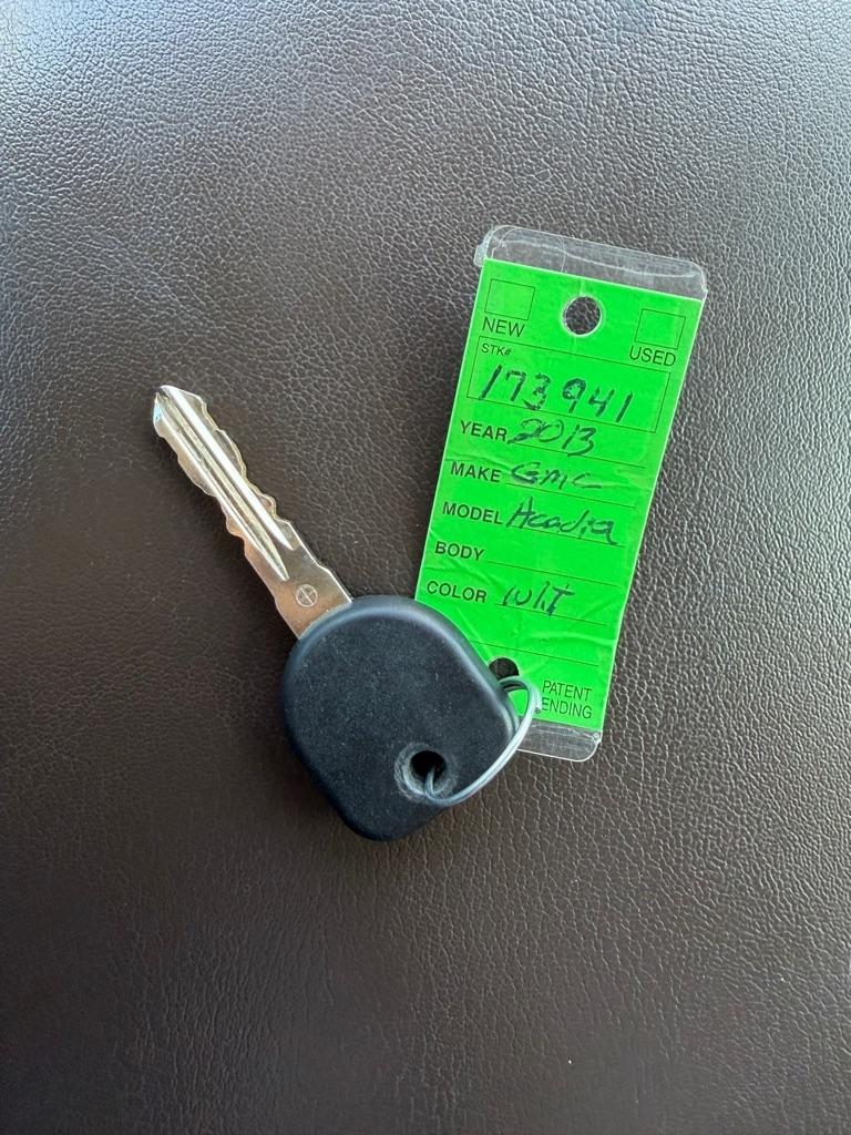 GMC Acadia FWD 4dr Denali 2014