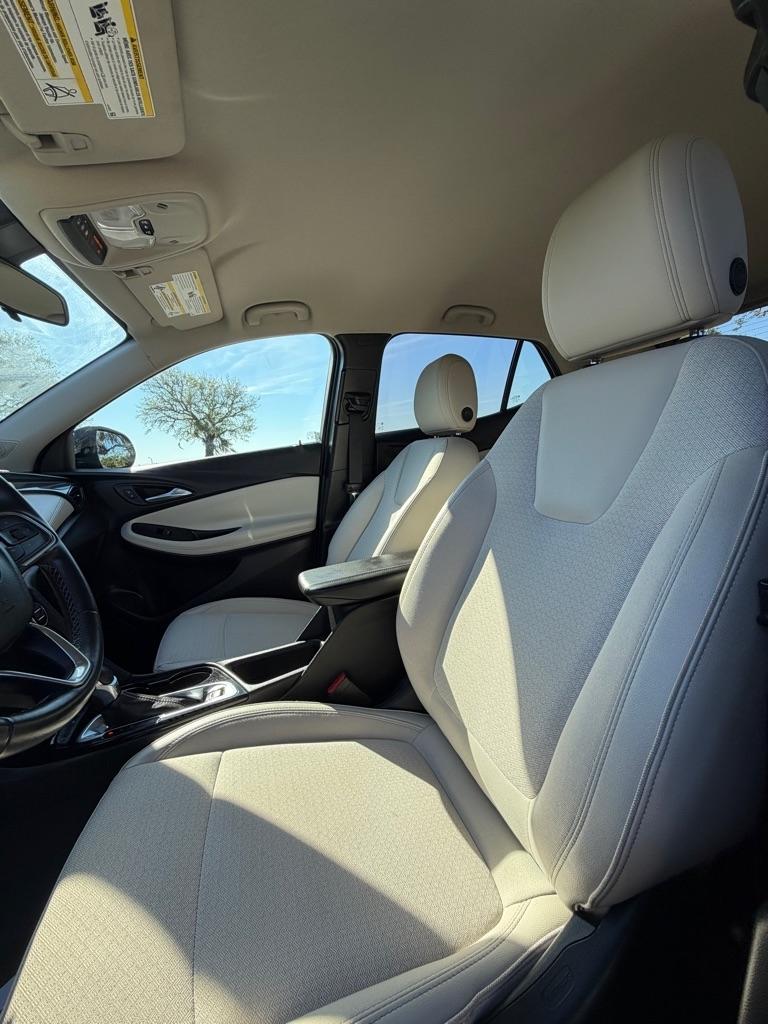 Buick Encore GX FWD 4dr Select 2021