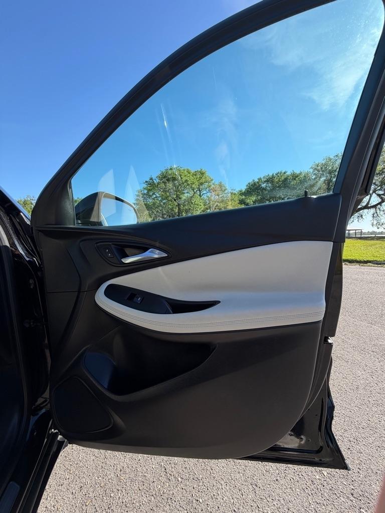 Buick Encore GX FWD 4dr Select 2021