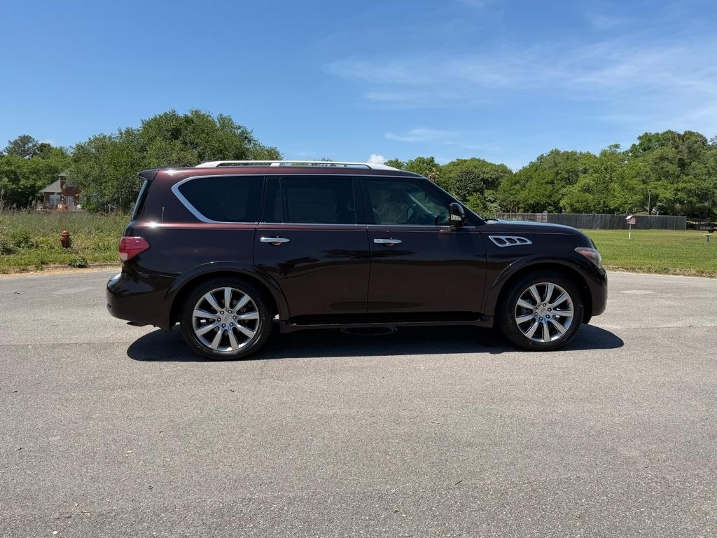 Infiniti QX56 2WD 4dr 7-passenger 2012