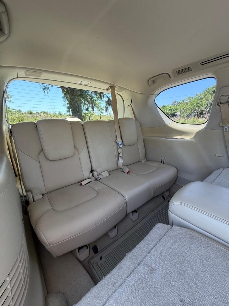 Infiniti QX56 2WD 4dr 7-passenger 2012