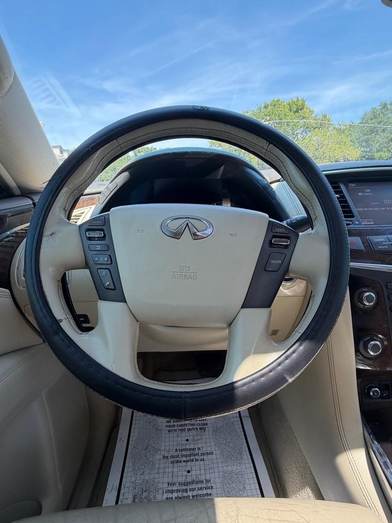 Infiniti QX56 2WD 4dr 7-passenger 2012