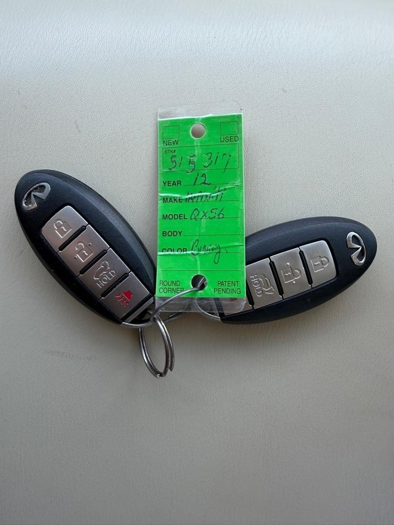 Infiniti QX56 2WD 4dr 7-passenger 2012