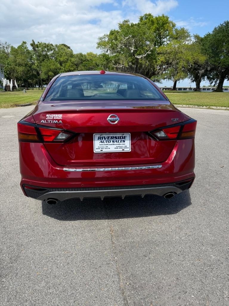 Nissan Altima 2.5 SR Sedan 2021