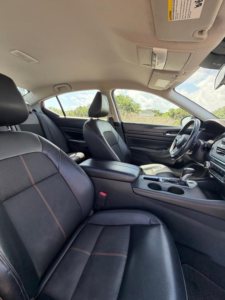 Nissan Altima 2.5 SR Sedan 2021