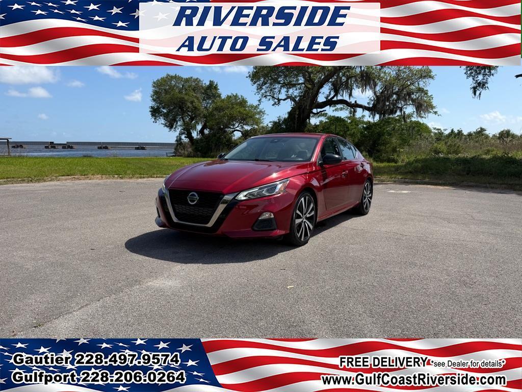 2021 Nissan Altima 2.5 SR Sedan