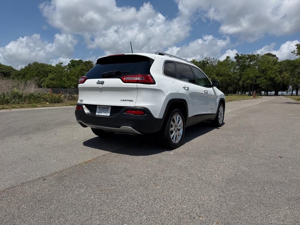 Jeep Cherokee FWD 4dr Limited 2016