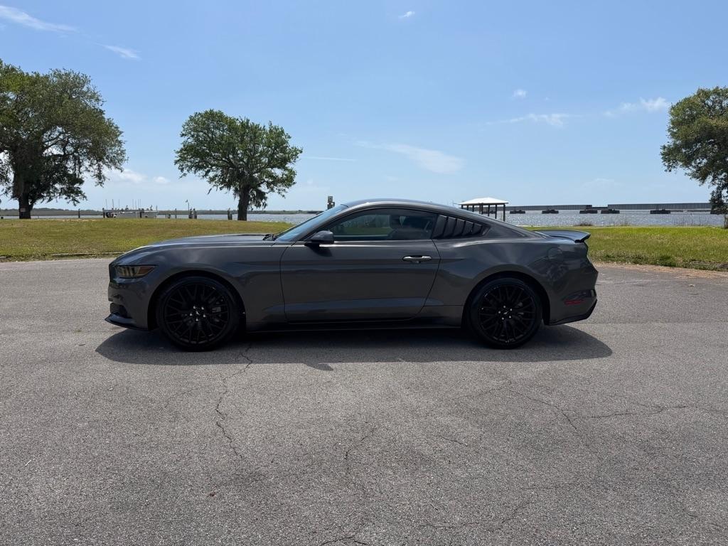 Ford Mustang EcoBoost Fastback 2017