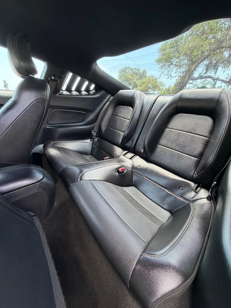 Ford Mustang EcoBoost Fastback 2017