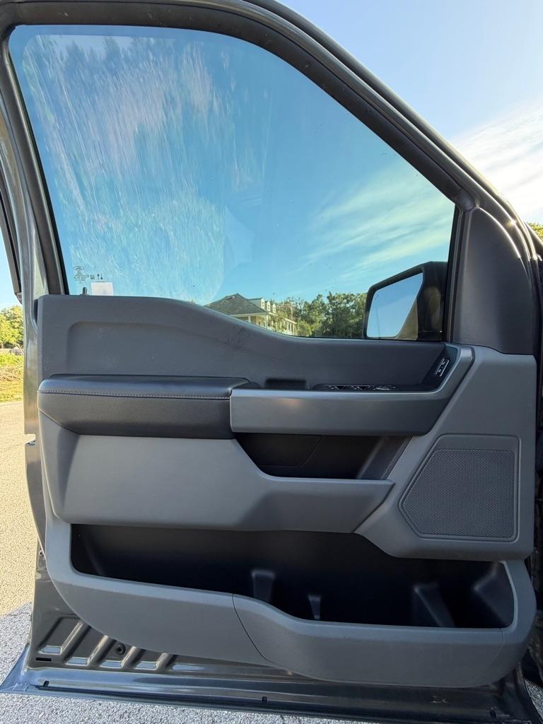 Ford F-150 XL 2WD SuperCrew 5.5' Box 2023