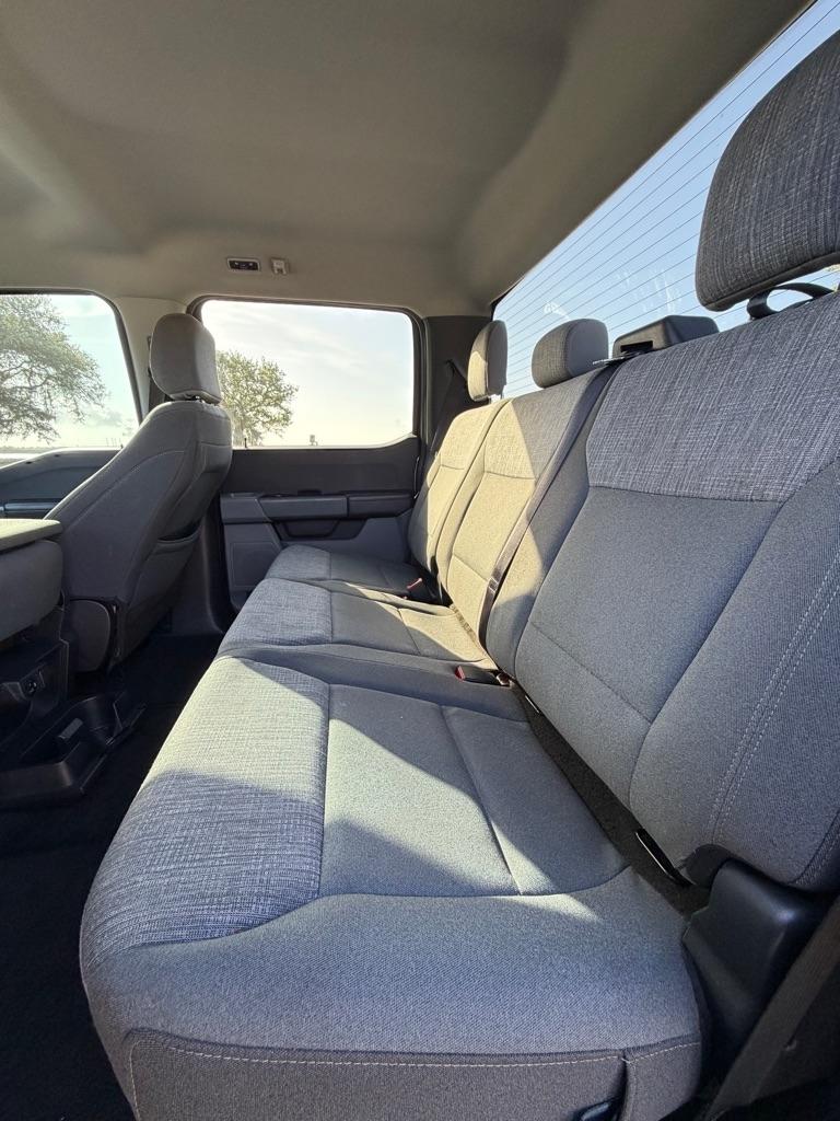 Ford F-150 XL 2WD SuperCrew 5.5' Box 2023