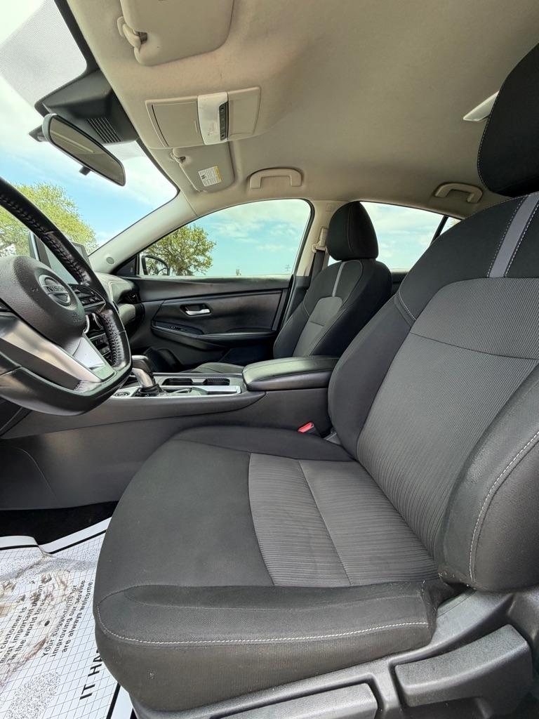 Nissan Sentra SV CVT 2022