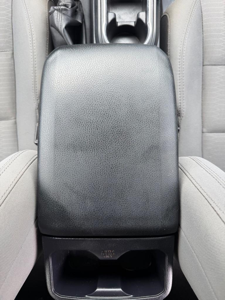 Toyota Tacoma SR Double Cab 5' Bed I4 4x2 AT (Natl) 2017