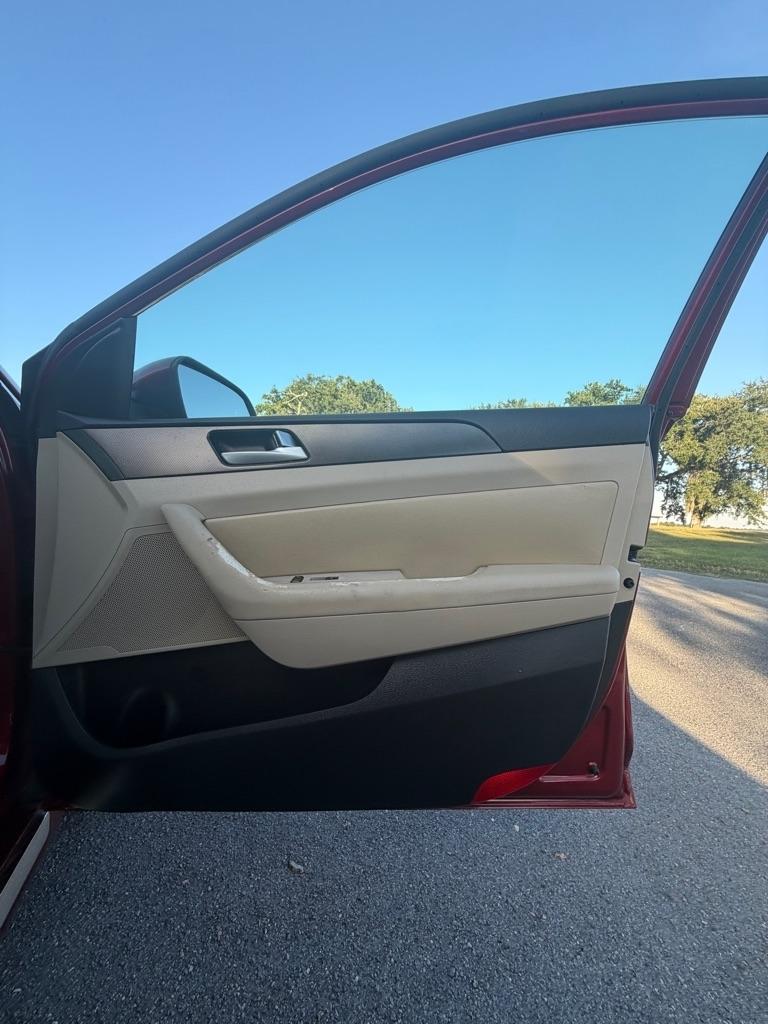 Hyundai Sonata 4dr Sdn 2.4L Sport 2015