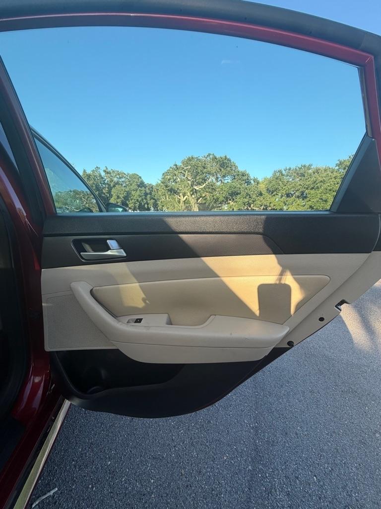 Hyundai Sonata 4dr Sdn 2.4L Sport 2015