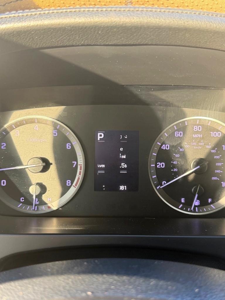 Hyundai Sonata 4dr Sdn 2.4L Sport 2015
